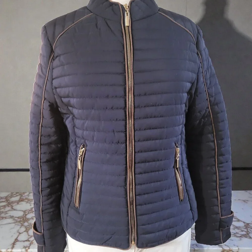 Daisy women’s quilted, lightweight warm jacket‎ in size L, Navy blue